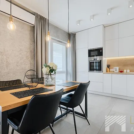 Appartement Aurora Luxury By Lookap - Centrum , Garaz, Taras